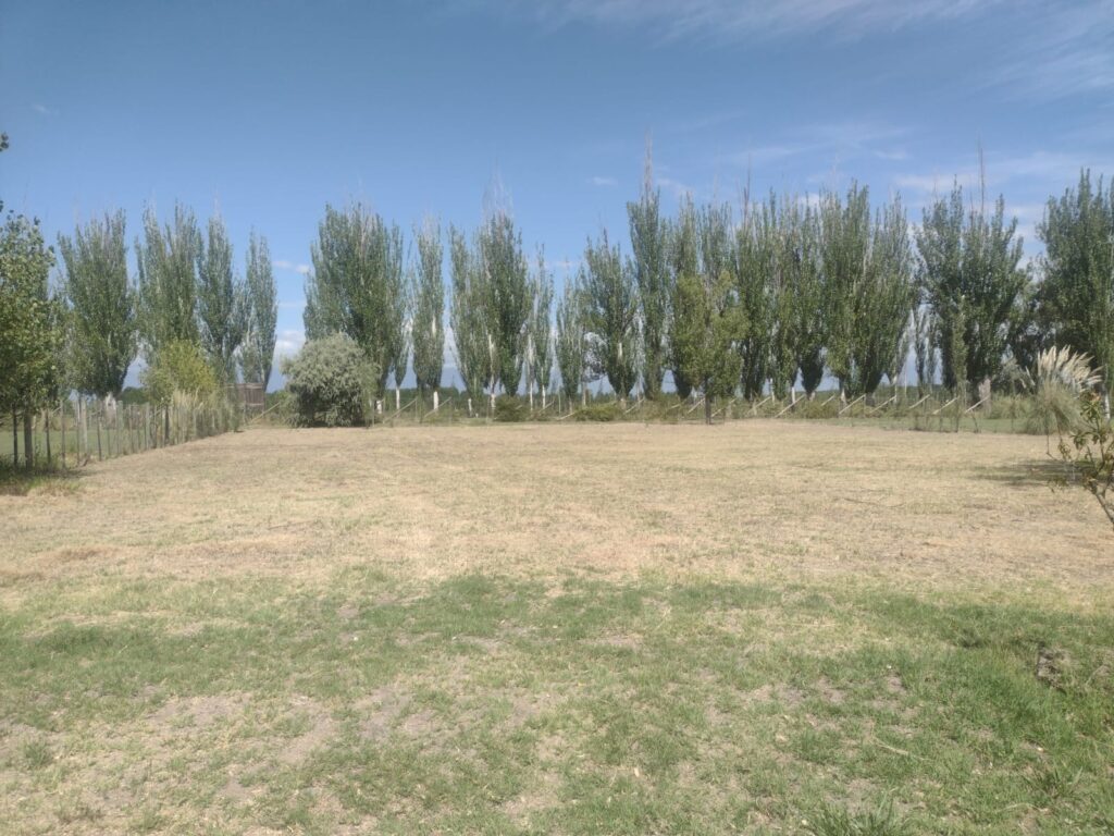 Lote de 2.000 m2 en Atardeceres de Capiz 3 Lote de 2.000 m2 en Atardeceres de Capiz - Busco Barrio Privado