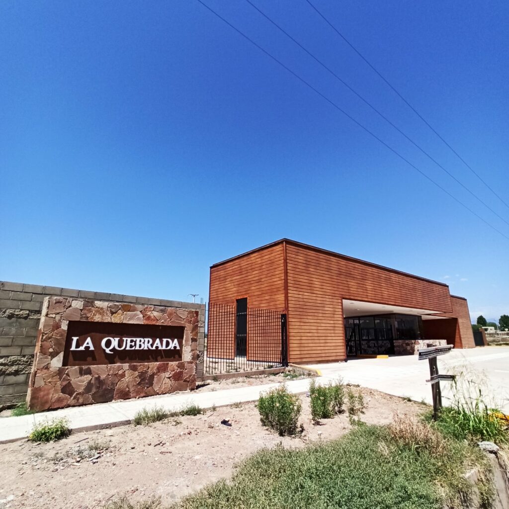 La Quebrada - Se vende lote de 300 m2 en manzana central! - Busco Barrio Privado