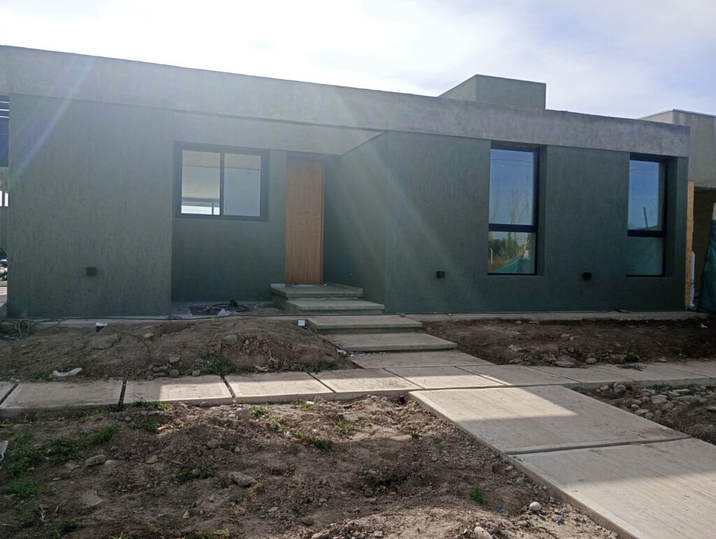 Casa en venta en La Quebrada - A estrenar! - Busco Barrio Privado