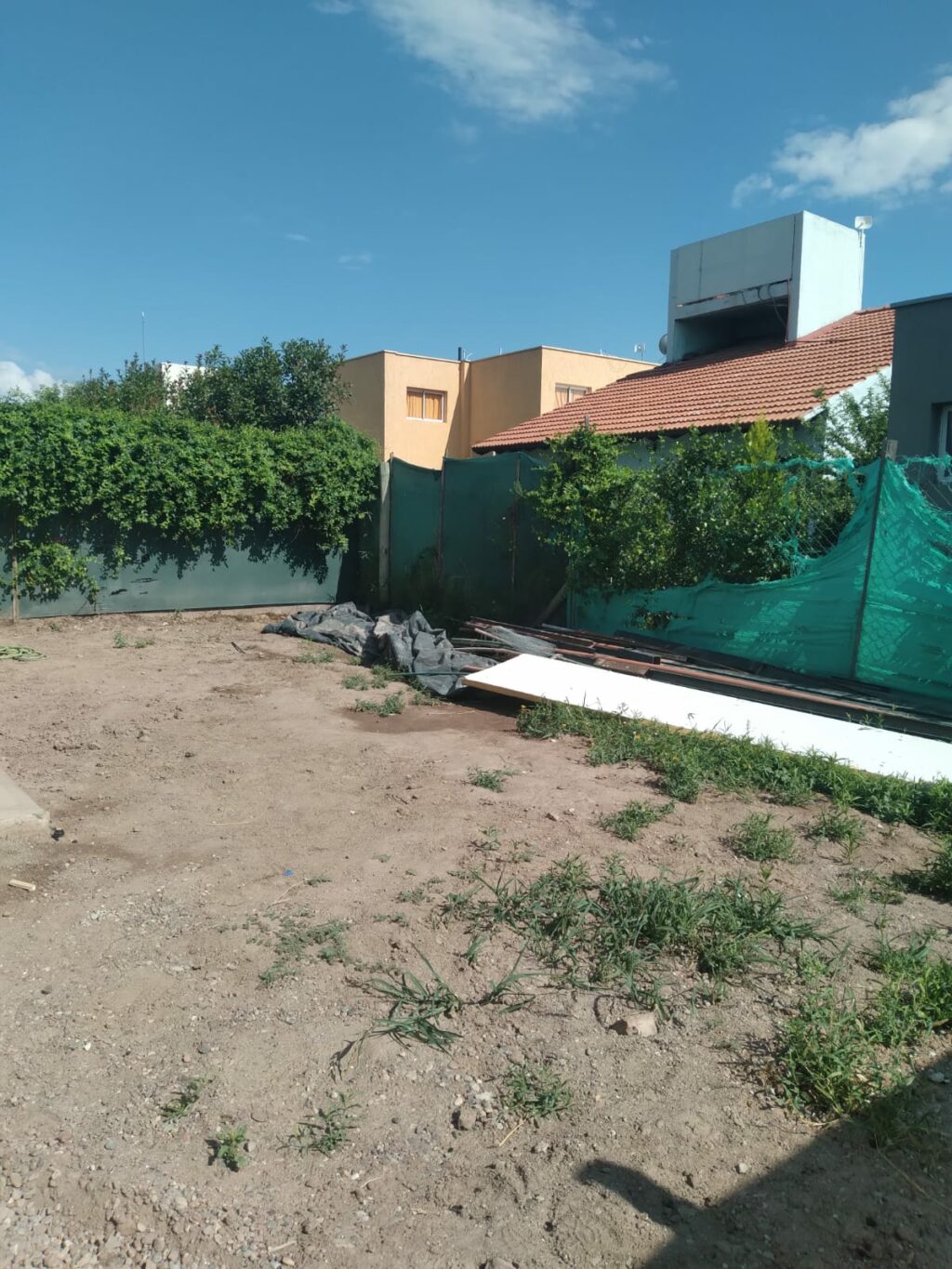 Casa de categoría a la venta en Lar de Drummond, Luján de Cuyo! - Busco Barrio Privado