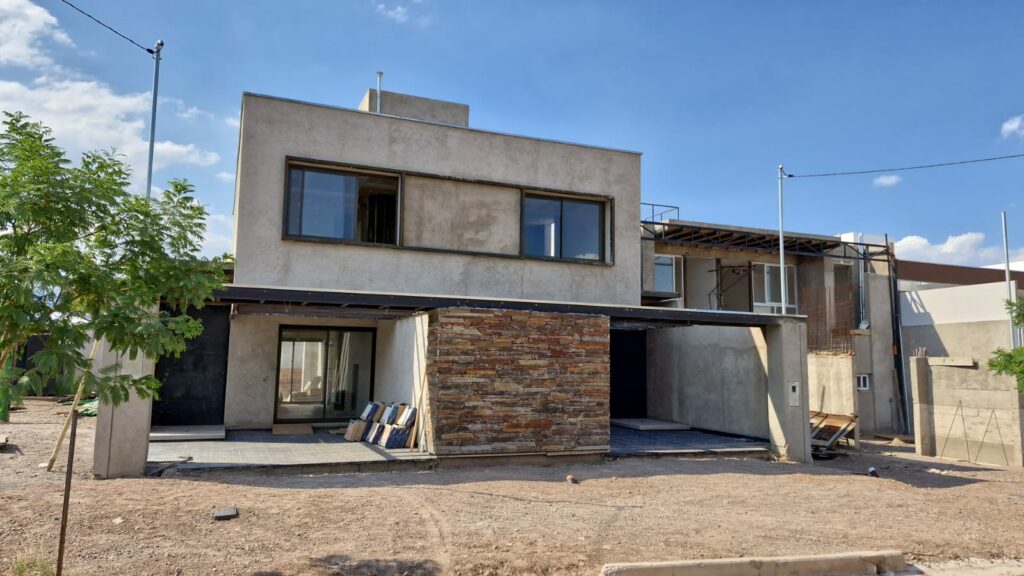 Dúplex a la venta en Las Acacias de Godoy Cruz - Busco Barrio Privado