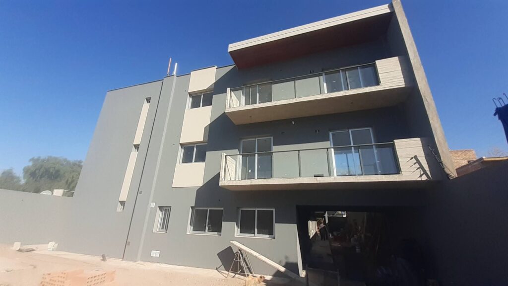 Departamento a estrenar con patio y cochera. Financiación! - Busco Barrio Privado