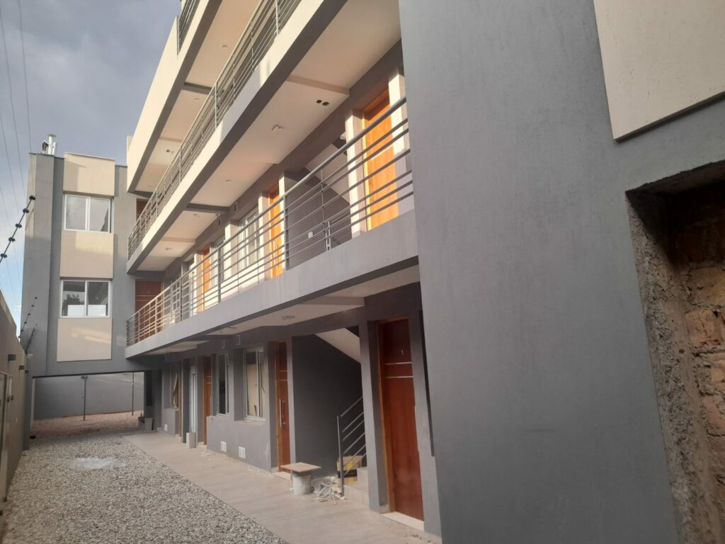 Departamento a estrenar con patio y cochera. Financiación! - Busco Barrio Privado