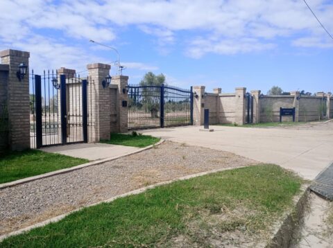 Lotes en venta 600-800 m2 en Quattro Vistalba - Financiación! - Busco Barrio Privado