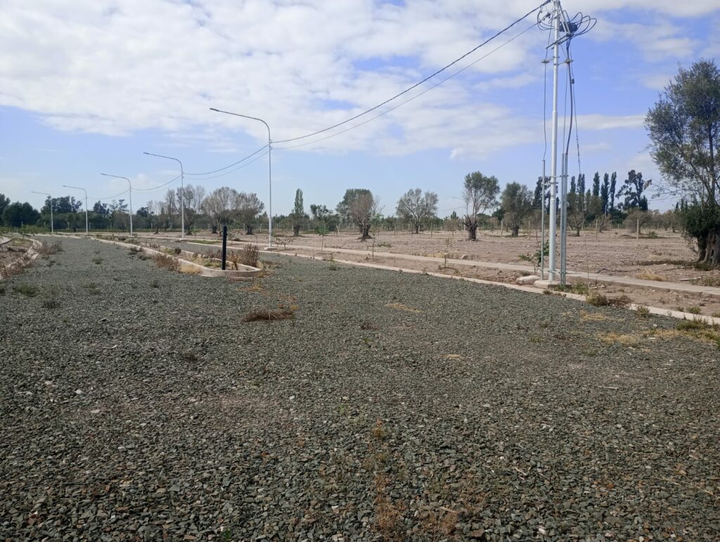 Lotes en venta 600-800 m2 en Quattro Vistalba - Financiación! - Busco Barrio Privado
