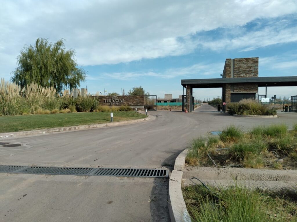 Lote 500 m2 a la venta en Terrazas Park Maipu 3 Lote 500 m2 a la venta en Terrazas Park Maipu - Busco Barrio Privado